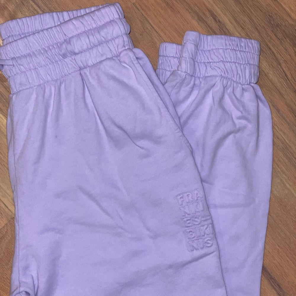 Frank Oversized Sweatpants in Lilac